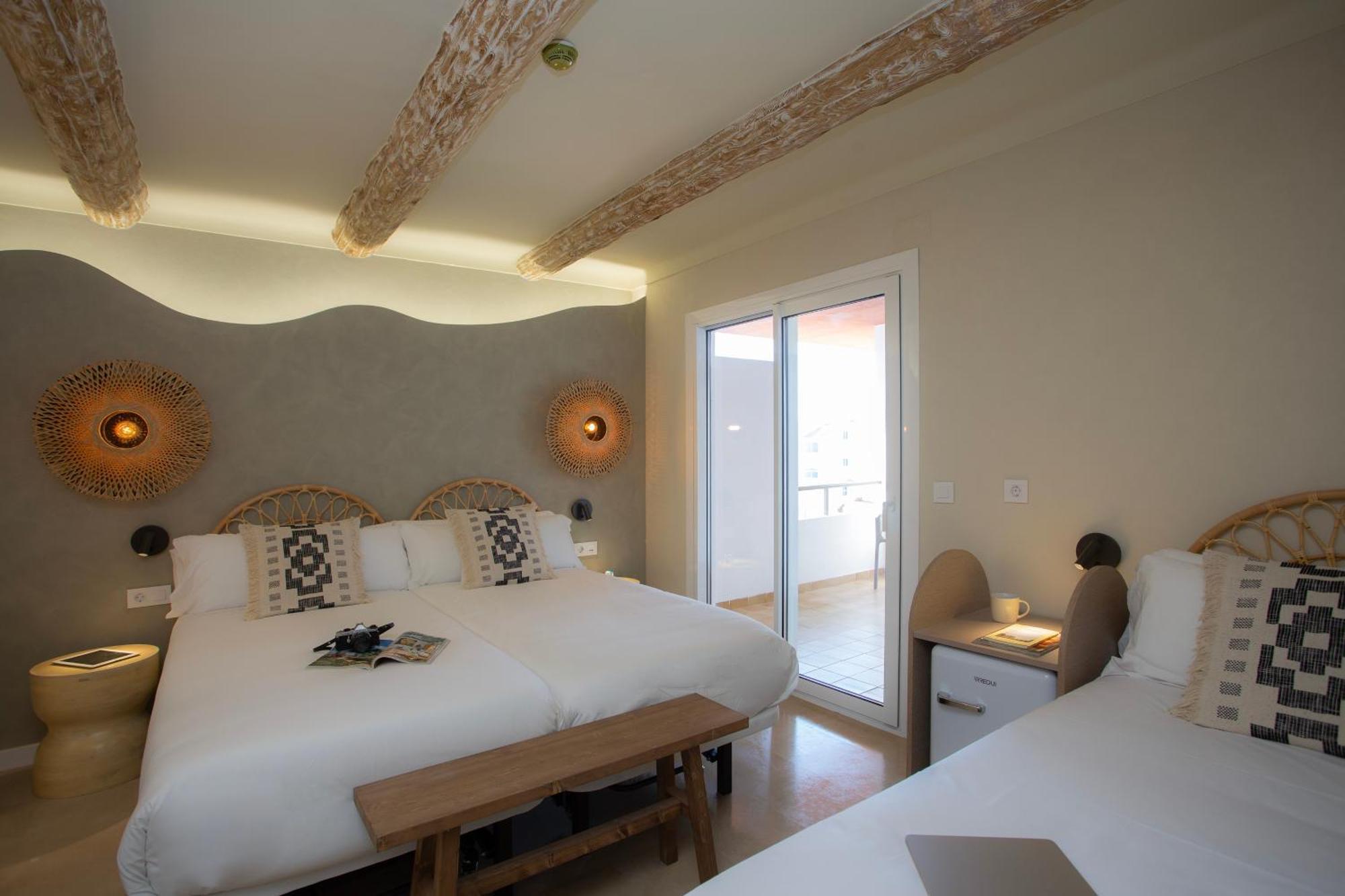 Hotel Casual Bahia Ibiza à Sant Antoni de Portmany Extérieur photo